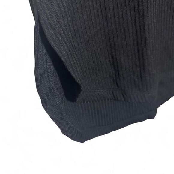 Wild Blue x Sadie Robertson Black Tank Top with Back Cutout Size XS NWT - Picture 3 of 7